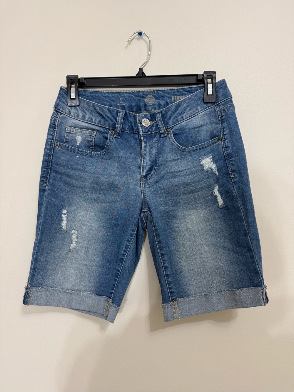 Bermuda Very Soft Blue Jean Shorts Juniors Size 5 Stretch Excellent Condition